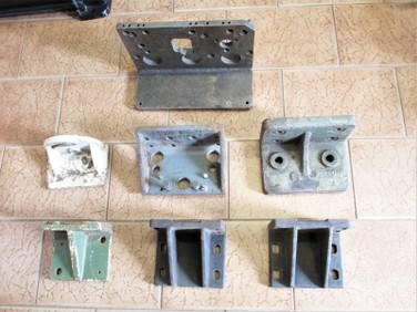 R307 - SLEVA - Úhelníky